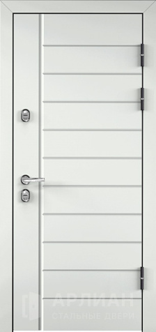 Фото « Входная дверь белая внутри для загородного дома №30»